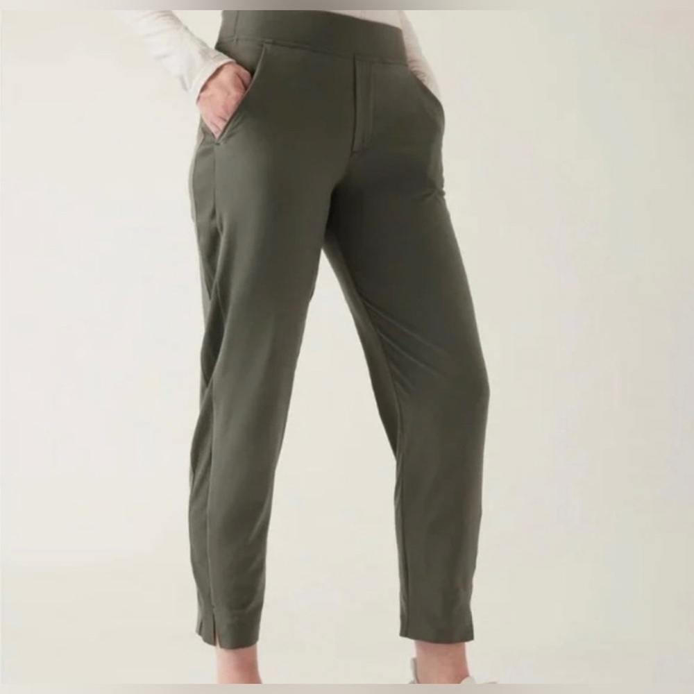 Athleta Brooklyn ankle pants size 12 green